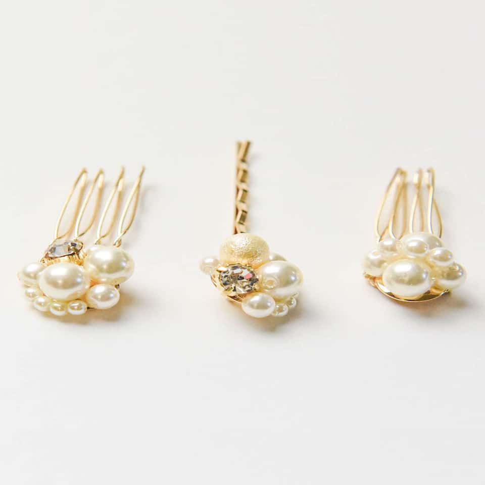 Embellished Mini Pearl Set image