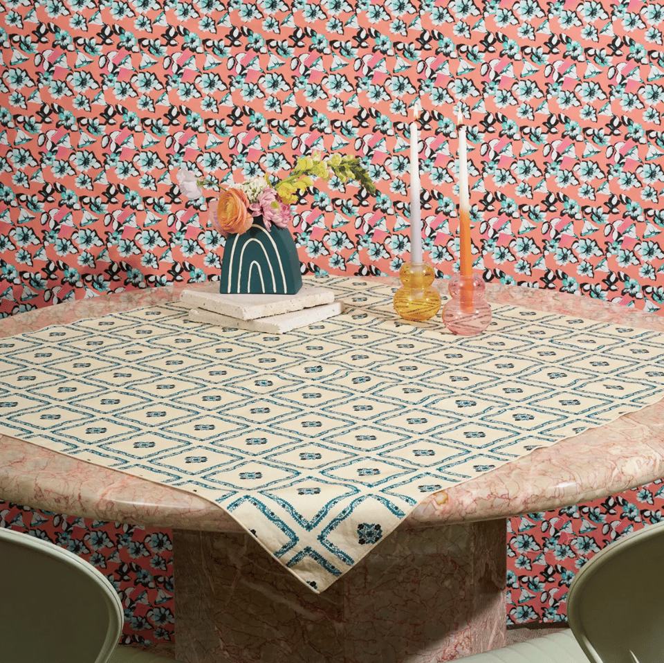 Elza Handkerchief Centerpiece Tablecloth image