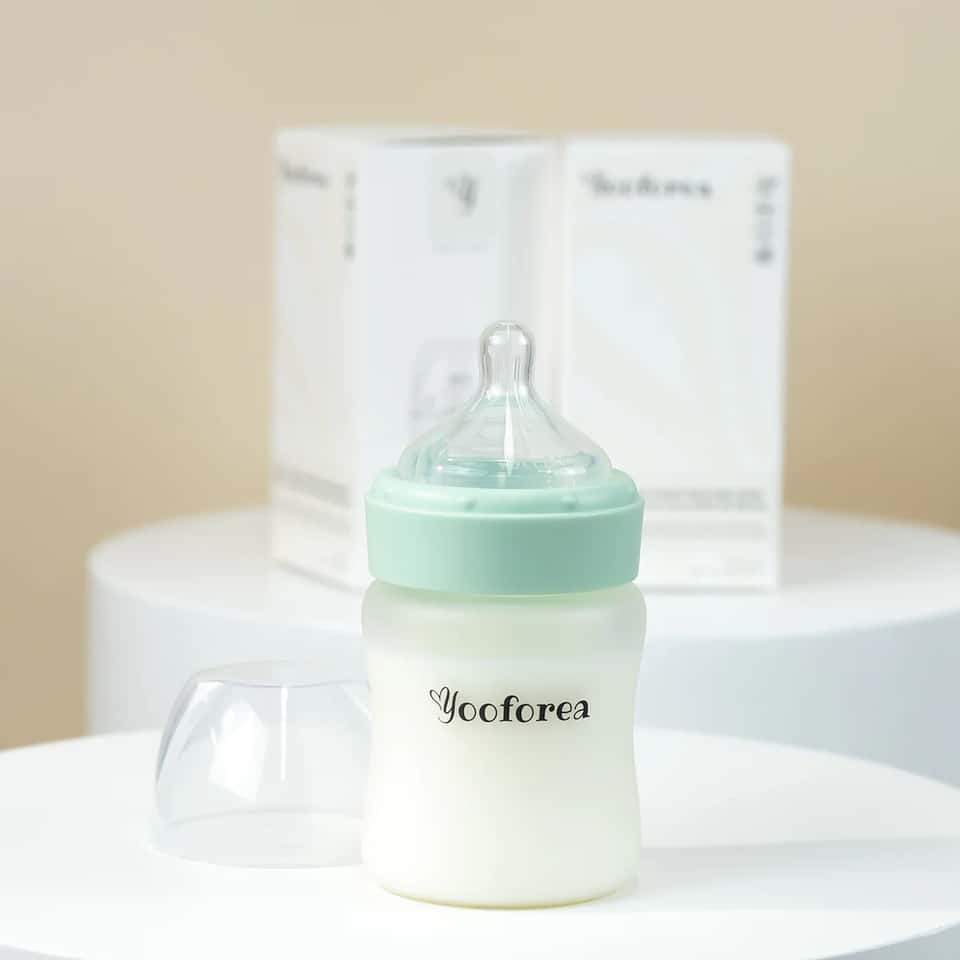 Silicone Coated Glass Baby Bottle (5oz-Tea) image