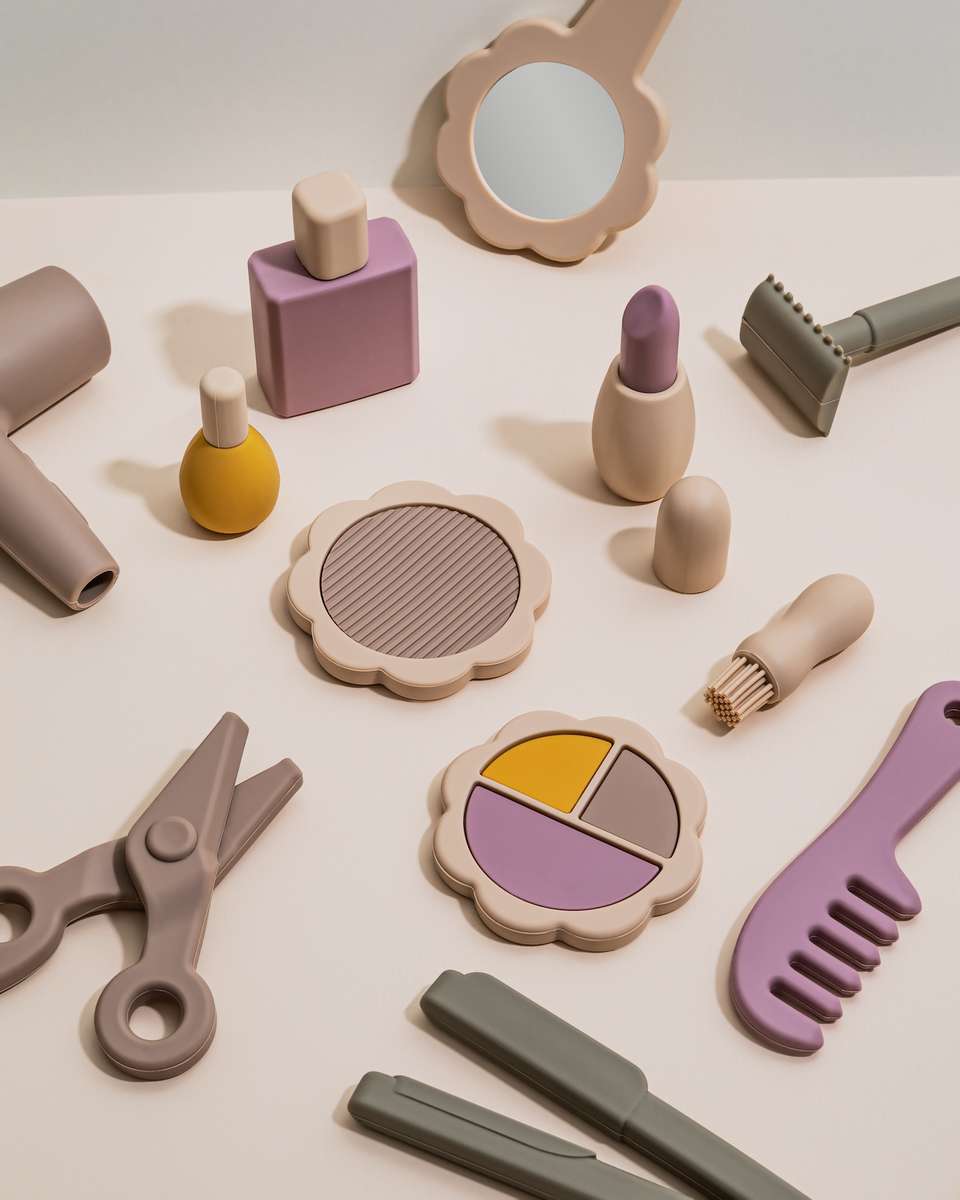 Drew Beauty Silicone Play Set image