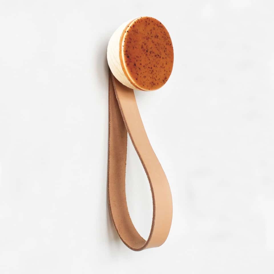 Wood & Ceramic Hook / Hanger Leather Strap - Orange Specks 圖片
