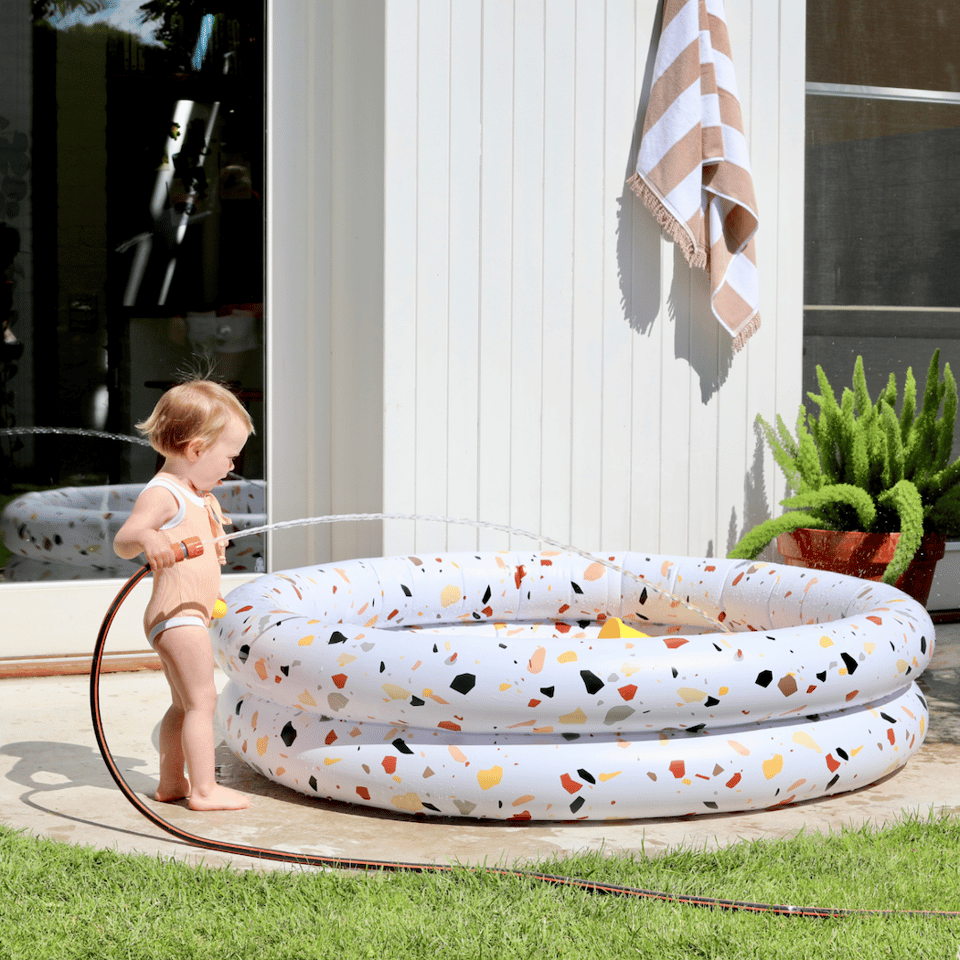 Inflatable Pool - Luigi Lovegood image